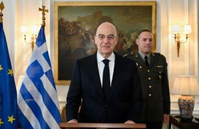 Συνάντηση είχαν σήμερα οι Υπουργοί Άμυνας και Βρετανίας Νίκος Δένδιας και Τζον Χίλι, αντίστοιχα.