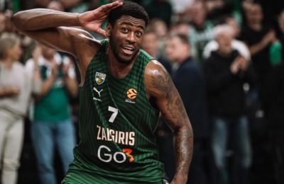 «Σε διαπραγματεύσεις με Ράιτ και Νίμπο η Μπαρτσελόνα