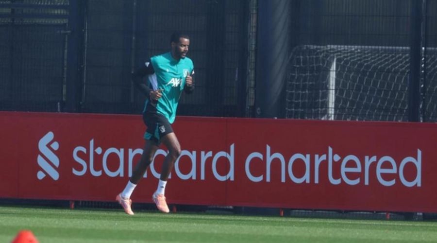 Επέστρεψε στις προπονήσεις της Λίβερπουλ ο Ίσακ