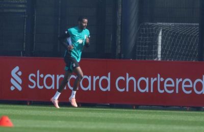 Επέστρεψε στις προπονήσεις της Λίβερπουλ ο Ίσακ