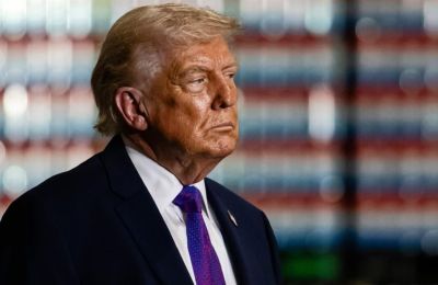 «Το ΝΑΤΟ κάνει πολύ ανόητο λάθος που δεν βοηθά στο Ορμούζ», τονίζει ο Τραμπ.