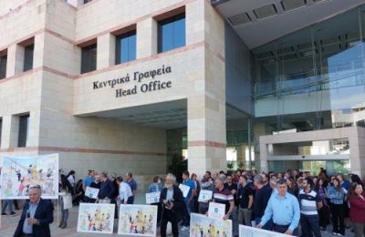 Οι ενέργειες της πολιτείας αυξάνουν τελικά το κόστος του ηλεκτρισμού, τονίζουν στην ανακοίνωσή τους οι υπάλληλοι της ΑΗΚ.