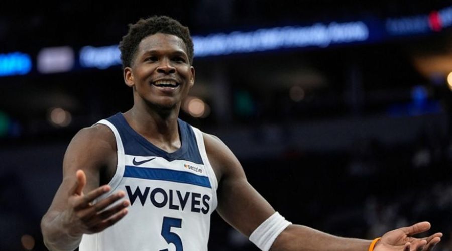 Νοκ άουτ ο Έντουαρντς για αρκετές μέρες στους Τίμπεργουλβς