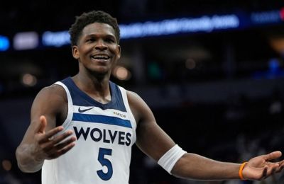 Νοκ άουτ ο Έντουαρντς για αρκετές μέρες στους Τίμπεργουλβς