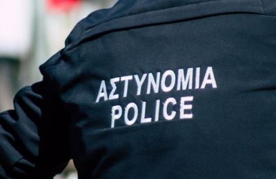 «Γάζωσαν» δύο σπίτια στην Αγία Νάπα