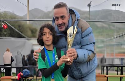 Ο Κύπριος ηθοποιός και  παρουσιαστής βρίσκεται πάντα πλευρό του γιου του.