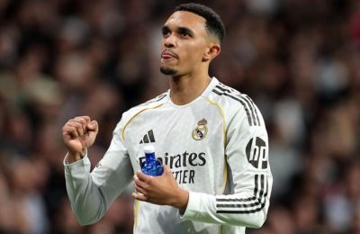 Εκτός κλήσεων της Αγγλίας ο Αλεξάντερ-Άρνολντ