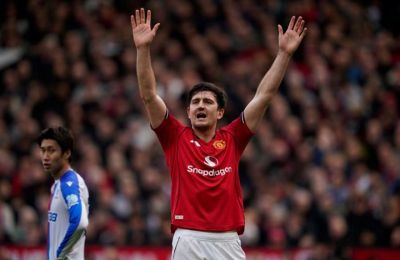 Μάντσεστερ Γιουνάιτεντ: Κοντά σε συμφωνία με Μέινου και Μαγκουάιρ