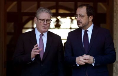 ΠτΔ: Παρουσίασε πρόταση στον Στάρμερ για Βρετανικές Βάσεις