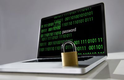 Του πρόσφεραν δουλειά και του άρπαξαν 107 χιλιάδες