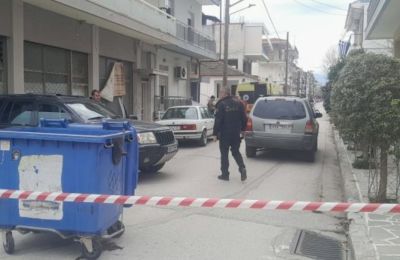 Ελλάδα: Μαχαιρωμένος βρέθηκε 51χρονος τραγουδιστής στο σπίτι του