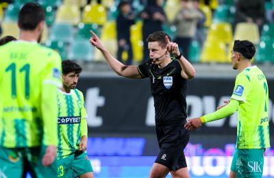 Πέναλτι, VAR... άκυρο για ΑΕΚ