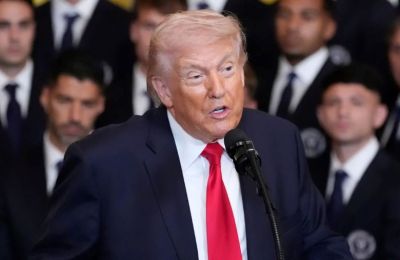 Τραμπ: ΗΠΑ και Ιράν συζητούν τον τερματισμό του πολέμου