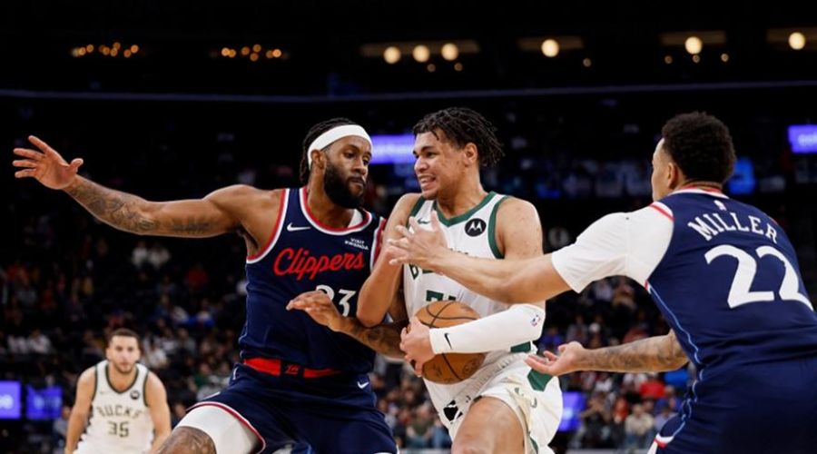 Από το κακό, στο χειρότερο οι Μπακς, κατατροπώθηκαν από τους Κλίπερς