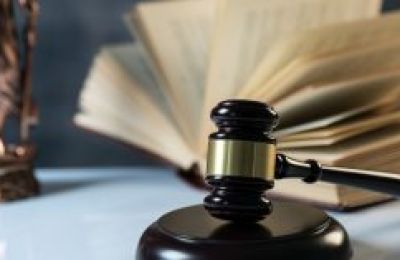 Η διαδικασία διεξήχθη κεκλεισμένων των θυρών λόγω της φύσης της υπόθεσης.