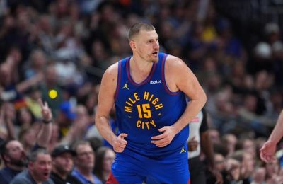 Απόδραση με τριπλό και… ήρωα Γιόκιτς από το Φίνιξ για Νάγκετς