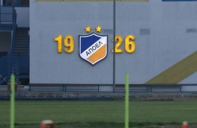 ΑΠΟΕΛ: Στο μικροσκόπιο δέκα συμβόλαια