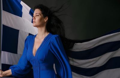 Η Μαρία Κορινθίου, επέλεξε έναν ιδιαίτερα συμβολικό τρόπο για να τιμήσει την εθνική επέτειο.