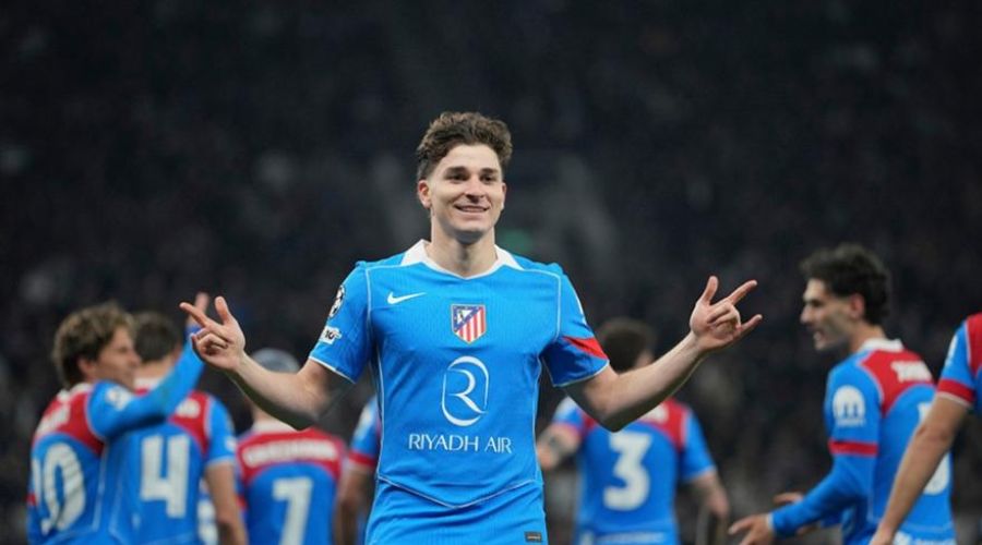 «Ο Λαπόρτα ονειρεύεται να φέρει τον Άλβαρες στην Μπαρτελόνα»