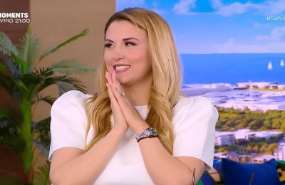 Η Φωτεινή Πετρογιάννη αποκαλύπτει πώς ανακάλυψε την εγκυμοσύνη της πριν από δύο χρόνια, μετά από επίσκεψη στην Τήνο