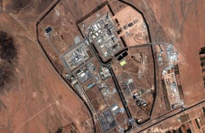 Συνεχίζουν οι επιθέσεις ΗΠΑ και Ισραήλ στο Ιράν.