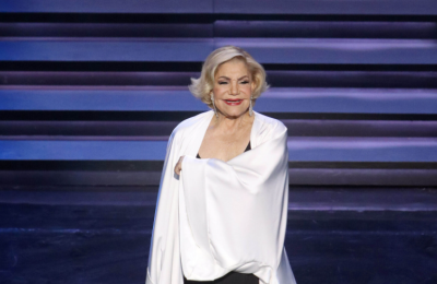 Πέθανε η μεγάλη τραγουδίστρια Μαρινέλα