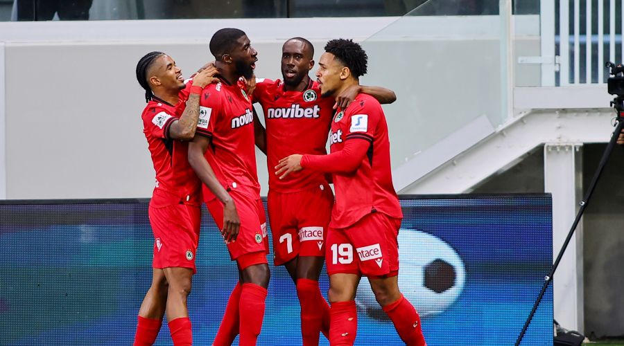 Ομόνοια: Τριάδα φωτιά… μισή ομάδα (vids)