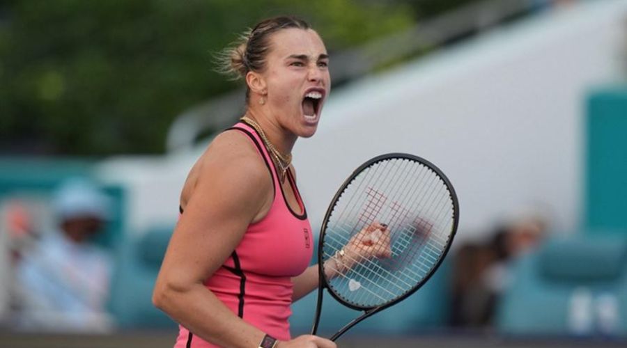 Η Σαμπαλένκα το σήκωσε και στο Μαϊάμι