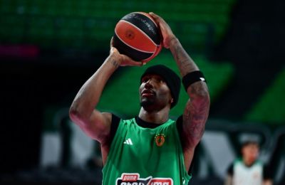 Παναθηναϊκός: Ενοχλήσεις στην αριστερή γάμπα ο Χέιζ-Ντέιβις