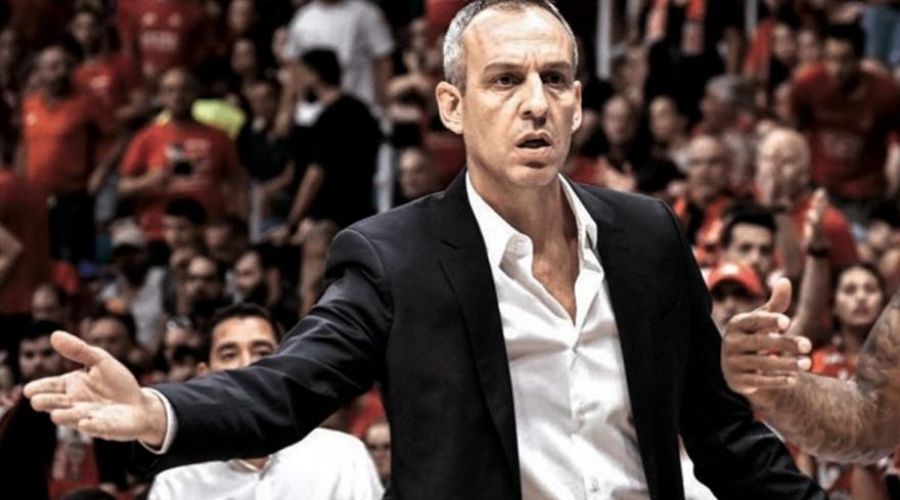 «Η Χάποελ θέλει τον Κάτας στον πάγκο της και του δίνει λευκή επιταγή»!