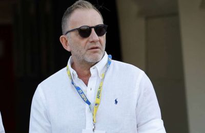 LIVE: Ανοίγει τα χαρτιά του ο Φωτίου