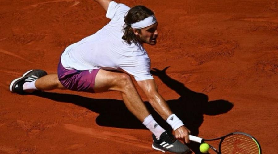 Τσιτσιπάς ενόψει της χωμάτινης σεζόν