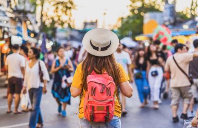 Βρετανικά ΜΜΕ συνεχίζουν να παρουσιάζουν την Κύπρο ως μη ασφαλή προορισμό, με ανυπόστατα δημοσιεύματα