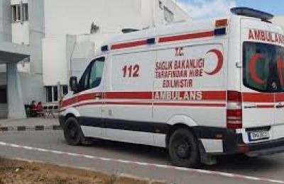 Μαζί του ήταν και ο 15χρονος Αράς Ντεμίρ, ο οποίος υπέστη επίσης, ηλεκτροπληξία και νοσηλεύεται στο παιδιατρικό τμήμα του ίδιου νοσοκομείου.