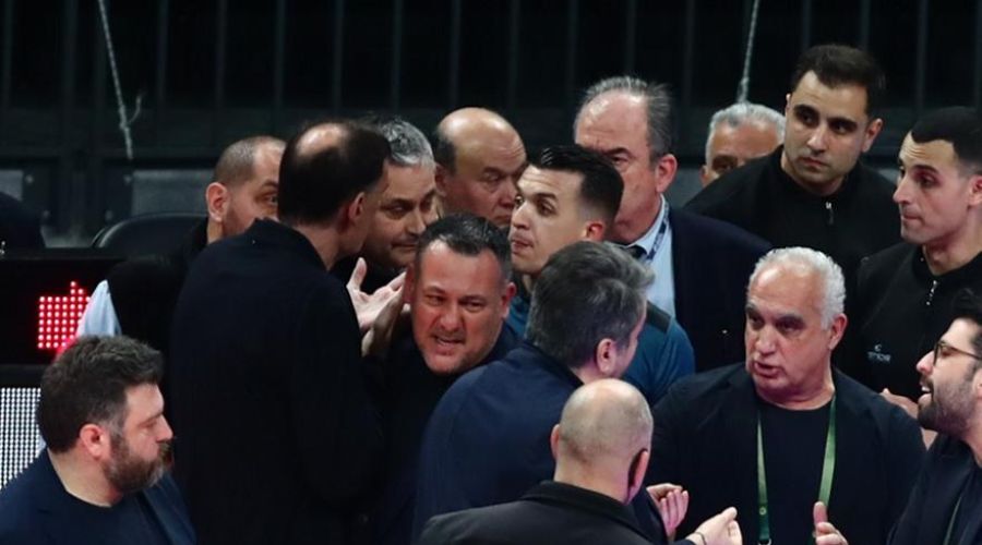 Καταγγέλλει εξύβριση του Μπαρτζώκα η ΚΑΕ Ολυμπιακός