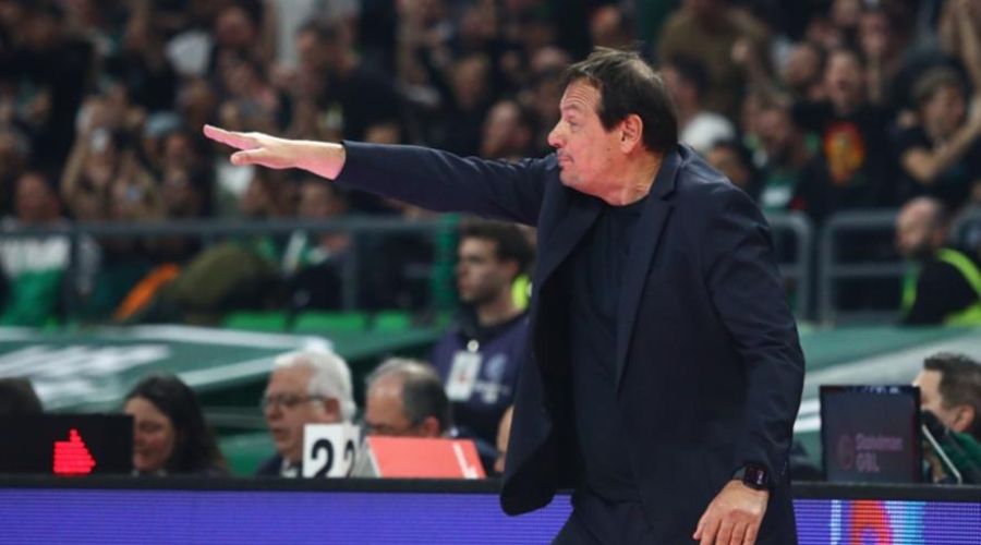 Αταμάν: «Ο Ολυμπιακός παίζει με παραπάνω ξένους συν τους διαιτητές»