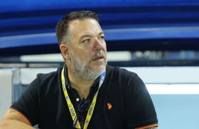 Πετεβίνος για οικονομικό, τις μετοχές στον κόσμο και το πλάνο