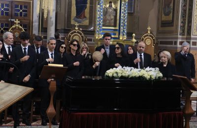 Το «παρών» του στο τελευταίο αντίο στην Μαρινέλλα έδωσε και ο Έλληνας Πρωθυπουργός Κυριάκος Μητσοτάκης.