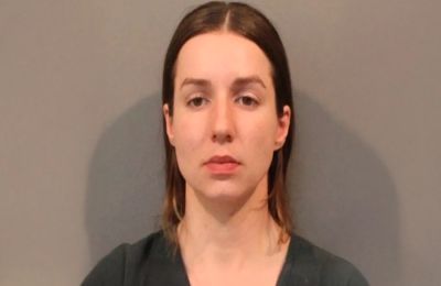 32χρονη πυροβόλησε τον πατέρα των παιδιών της και τους γονείς του.