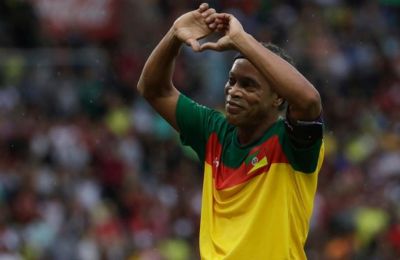 Ροναλντίνιο: «Ο Μέσι παραμένει ο καλύτερος στον κόσμο»