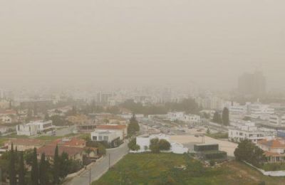 «Αίρεται η προηγούμενη ανακοίνωση αναφορικά με τον τερματισμό των εργασιών σε εξωτερικούς χώρους λόγω αυξημένων συγκεντρώσεων σκόνης (ΑΣ10)».