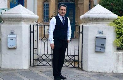 Ο δικηγόρος Νίκος Κληρίδης έχει στην κατοχή σου 300 -350 sms που του παρέδωσε η Σάντη.