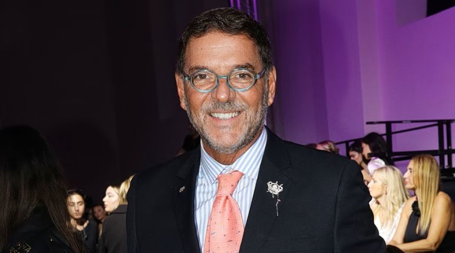 Ο αδαμαντολόγος Γιώργος Τσαγκαράκης.