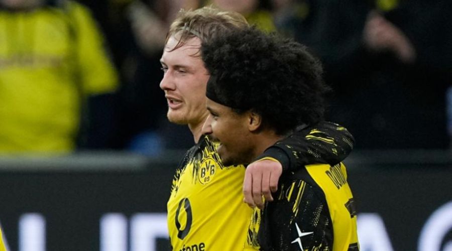 Χτύπησε στις καθυστερήσεις και «καθάρισε» την Στουτγκάρδη η Ντόρτμουντ