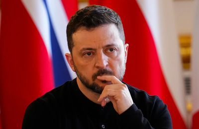 Το Φανάρι επισκέφθηκε ο Ουκρανός πρόεδρος, που ενημέρωσε τον Οικουμενικό Πατριάρχη για τις συζητήσεις με τον Ερτογάν, τον ηγέτη που βρίσκεται στην «στην πλευρά της ειρήνης», όπως είπε.