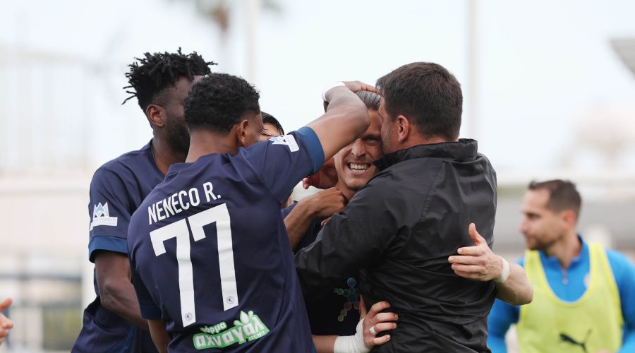 Νίκη… «εξάποντο» για Εθνικό