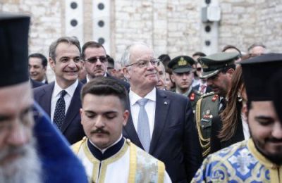 Ο Κυριάκος Μητσοτάκης μιλούσε στον Κήπο των Ηρώων στο Μεσολόγγι, με αφορμή τους εορτασμούς για τη συμπλήρωση 200 χρόνων από την Ηρωική Έξοδο των Ελεύθερων Πολιορκημένων.