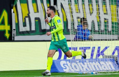 Προβολή Μπάγιτς, μπροστά η ΑΕΚ 