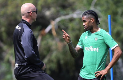 Ομόνοια: Όταν ο μαέστρος συναντά... τον μάγο