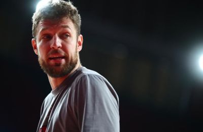 Βεζένκοφ: «Δεν κυνηγώ ατομικούς τίτλους»